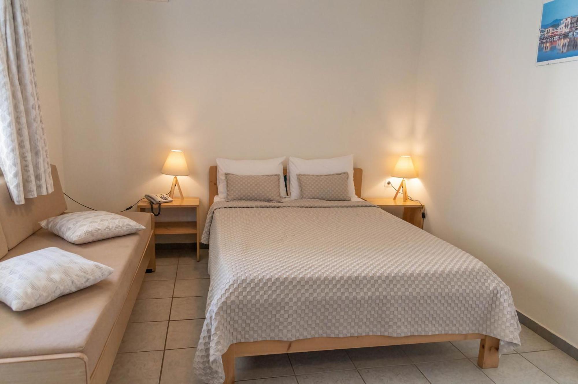 העיירה רתימנו Missiria Apartments מראה חיצוני תמונה