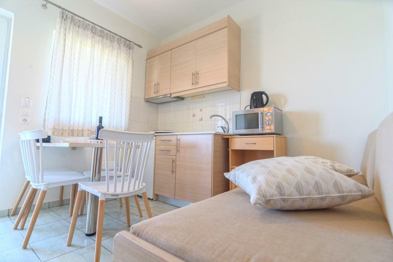 העיירה רתימנו Missiria Apartments מראה חיצוני תמונה
